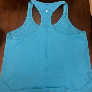 Women’s size 12 lululemon swiftly tech race length